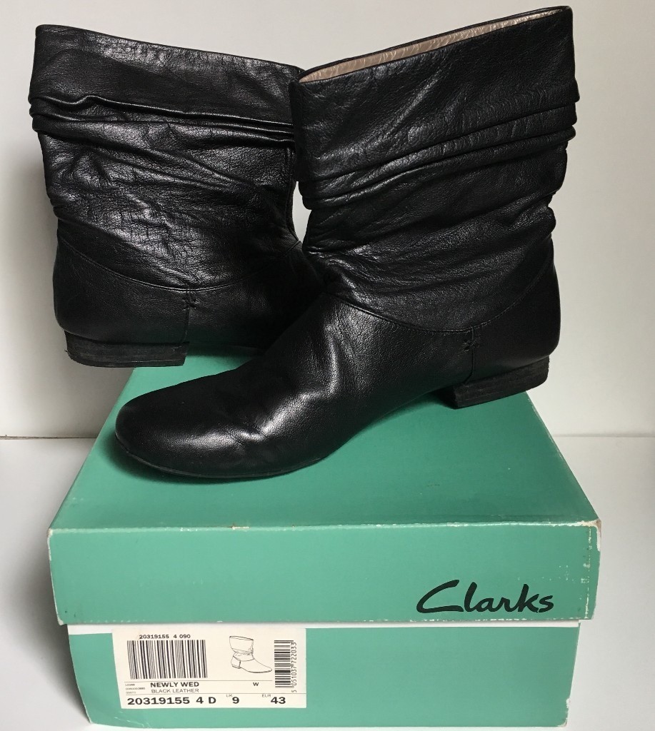 clarks ladies boots size 9